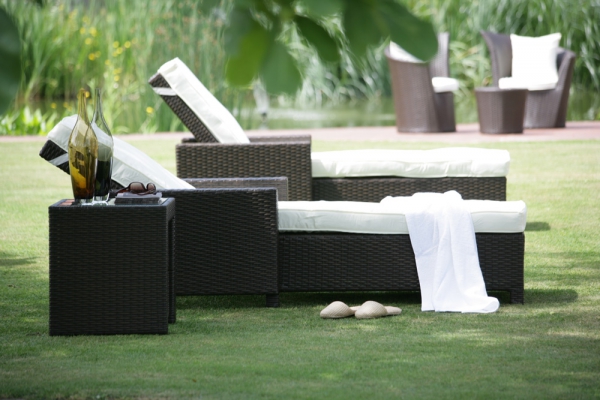 WT-3006 Polyrattanliege
